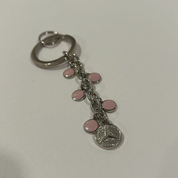 NWOT Mercedes Silver Key Chain - Picture 2 of 5